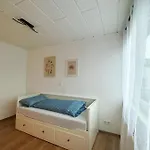 In Reihenhaus Mit Terrasse 招待所 杜伊斯堡
