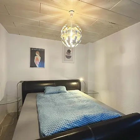 In Reihenhaus Mit Terrasse