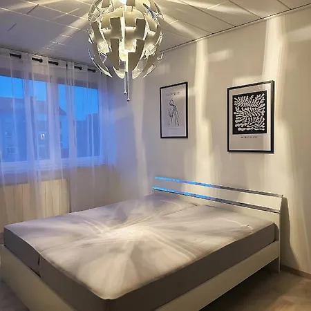 In Reihenhaus Mit Terrasse