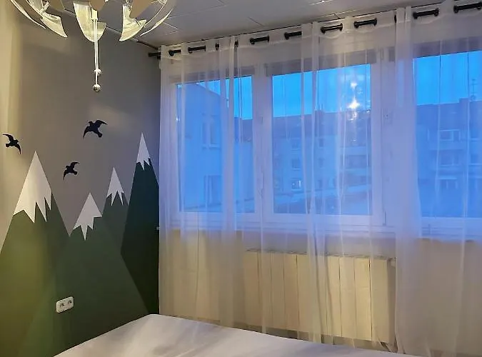 Gasthof In Reihenhaus Mit Terrasse Duisburg