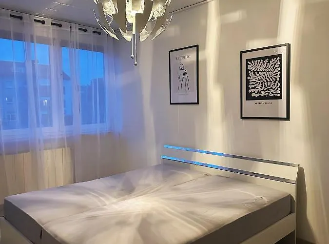 In Reihenhaus Mit Terrasse