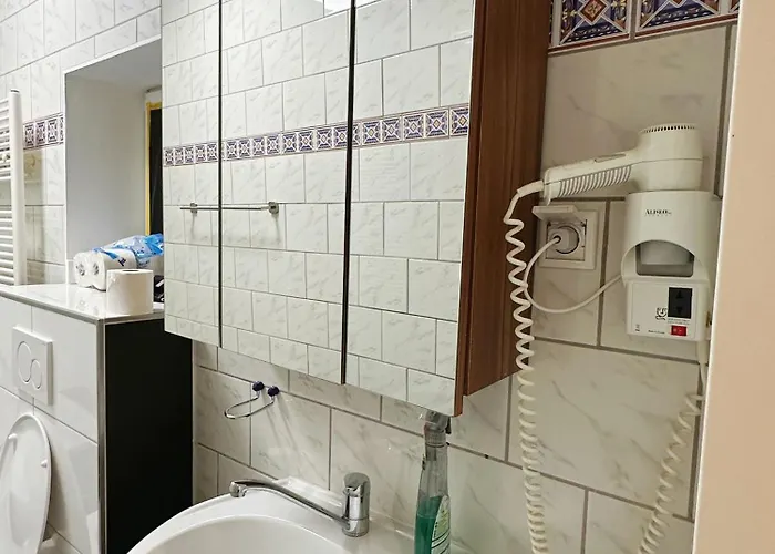 In Reihenhaus Mit Terrasse *